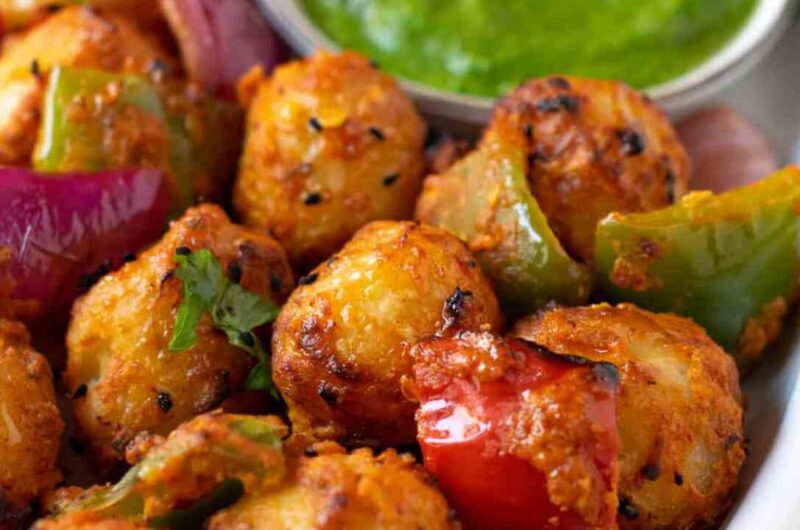 How to make Achari Aloo Tikka: